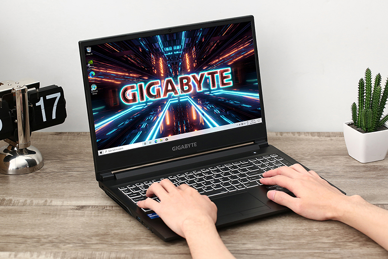 Chọn laptop có CPU mới nhất